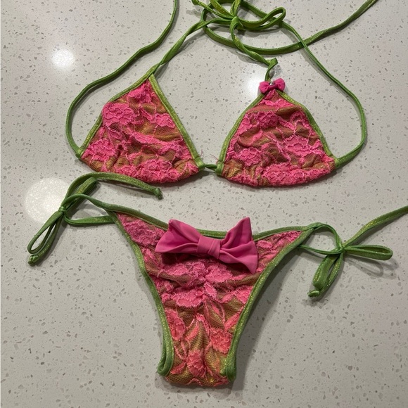 Micro bikini - Picture 2 of 4